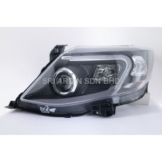 Toyota Fortuner 12-15 Black Projector Headlamp w Bar